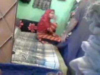 Madura libidinous paquistaní pareja disfrutando corto musulmán xxx vídeo sesión