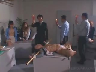 Japan kön slav straffas med elit vax dripped på henne kropp
