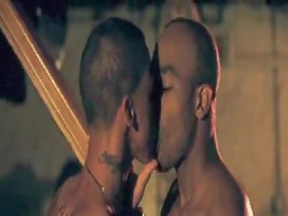 مثلي الجنس موسيقى فيلم في rihanna-rude b-y